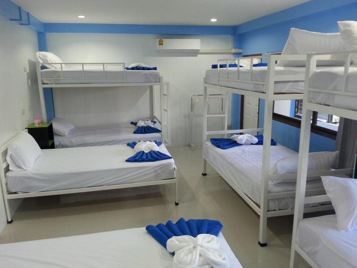 Madinah Hostel Ranong Ban Lum Than Exterior photo