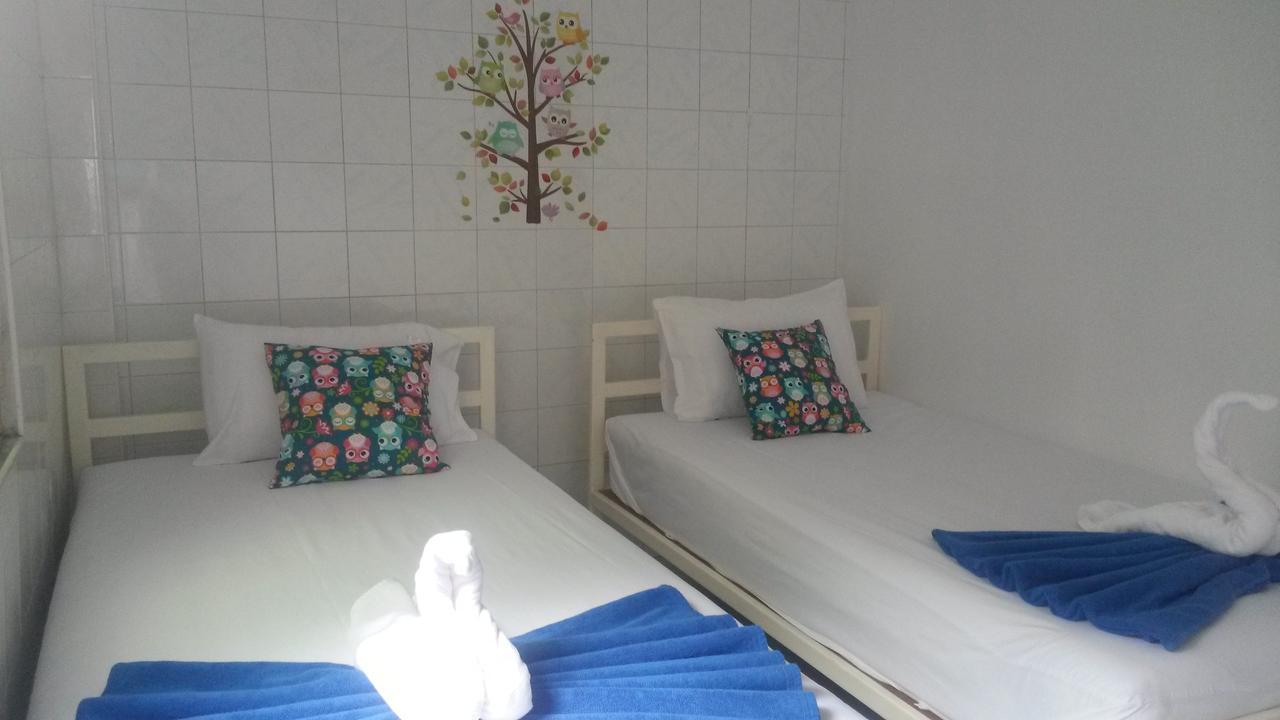 Madinah Hostel Ranong Ban Lum Than Exterior photo