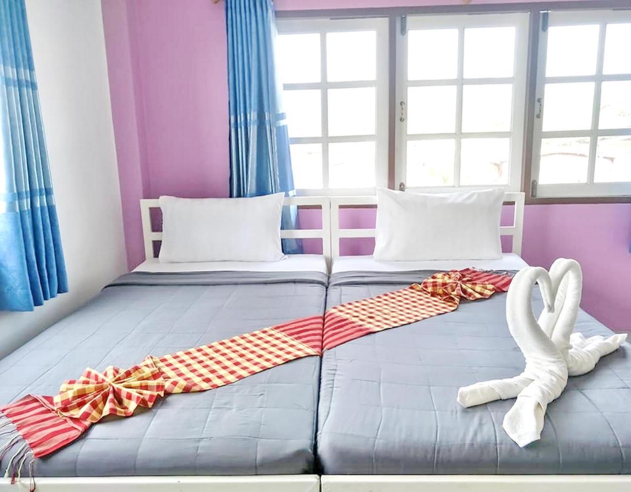 Madinah Hostel Ranong Ban Lum Than Exterior photo