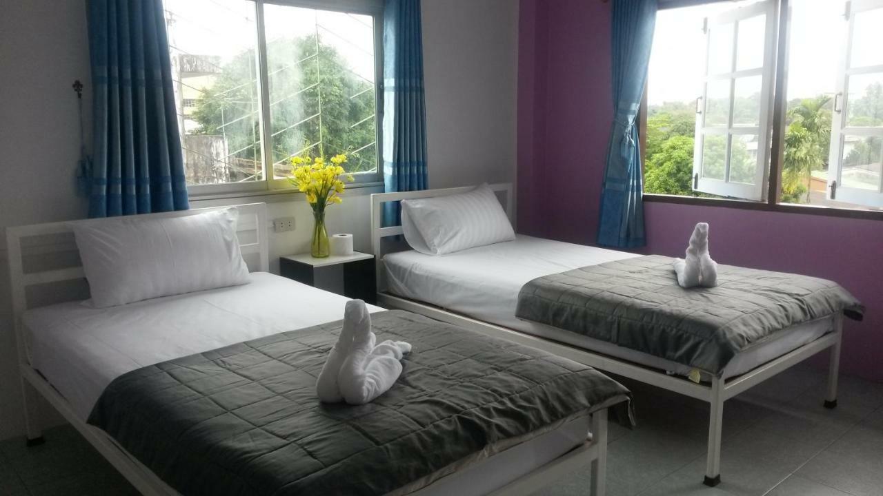 Madinah Hostel Ranong Ban Lum Than Exterior photo