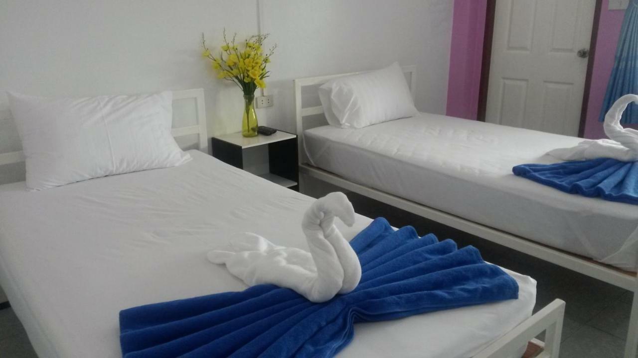 Madinah Hostel Ranong Ban Lum Than Exterior photo